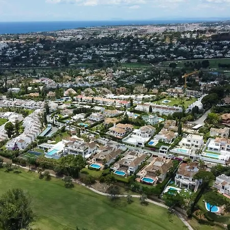 Luxurious 7 Bdrm Frontline Golf - Aloha Gardens