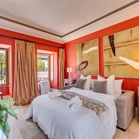 Apartment Luxurious 7 Bdrm Frontline Golf - Aloha Gardens