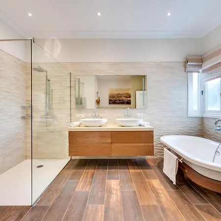 Luxurious 7 Bdrm Frontline Golf - Aloha Gardens Apartment